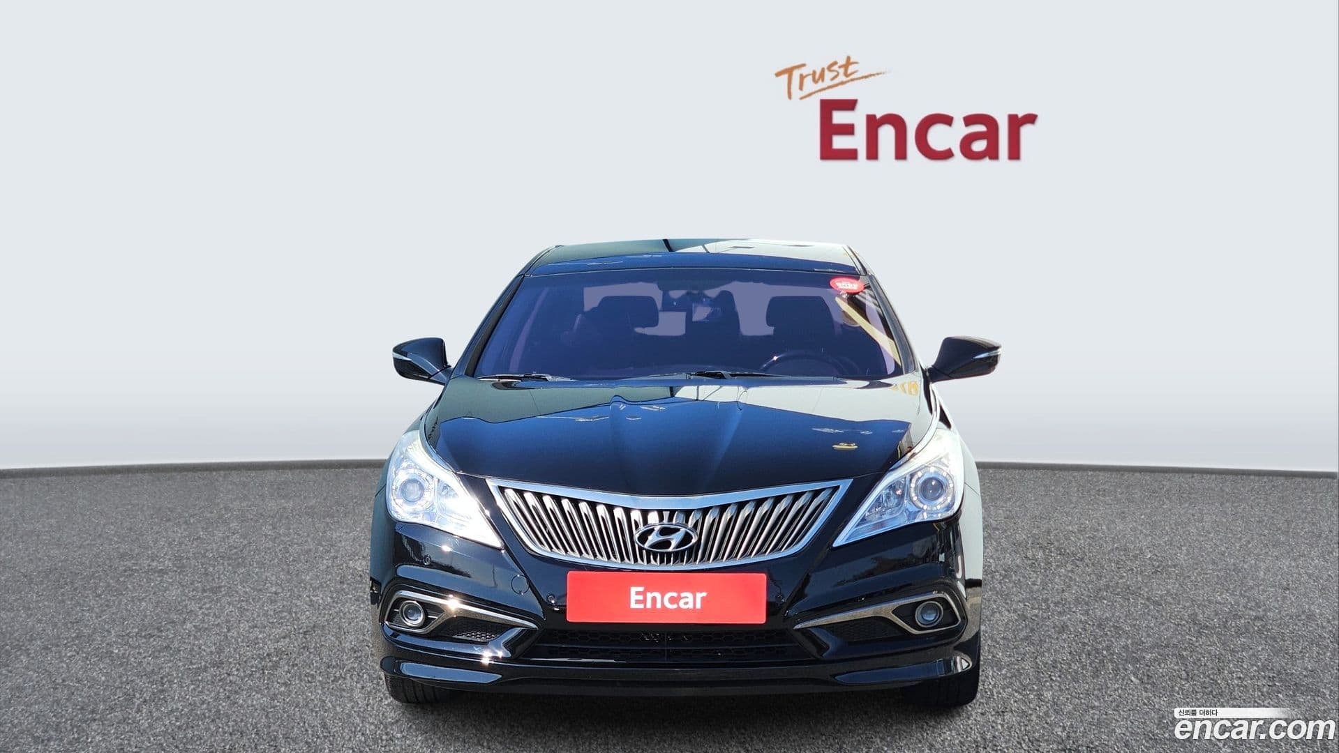 Main__Slider__Photo:Grandeur Hyundai 2015.4-2