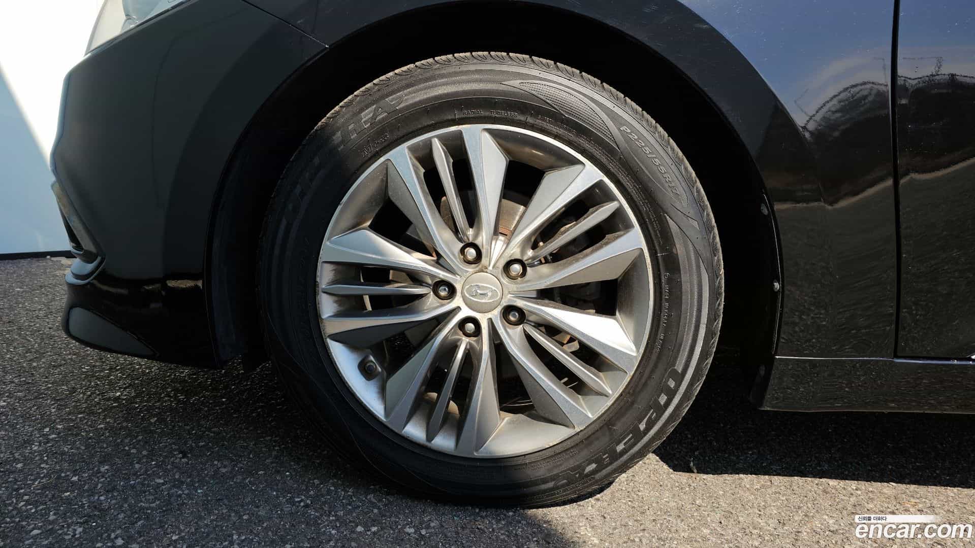 Grandeur Hyundai 2015.4-OUTER-005