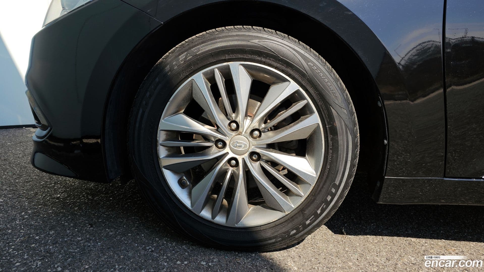 Main__Slider__Photo:Grandeur Hyundai 2015.4-4