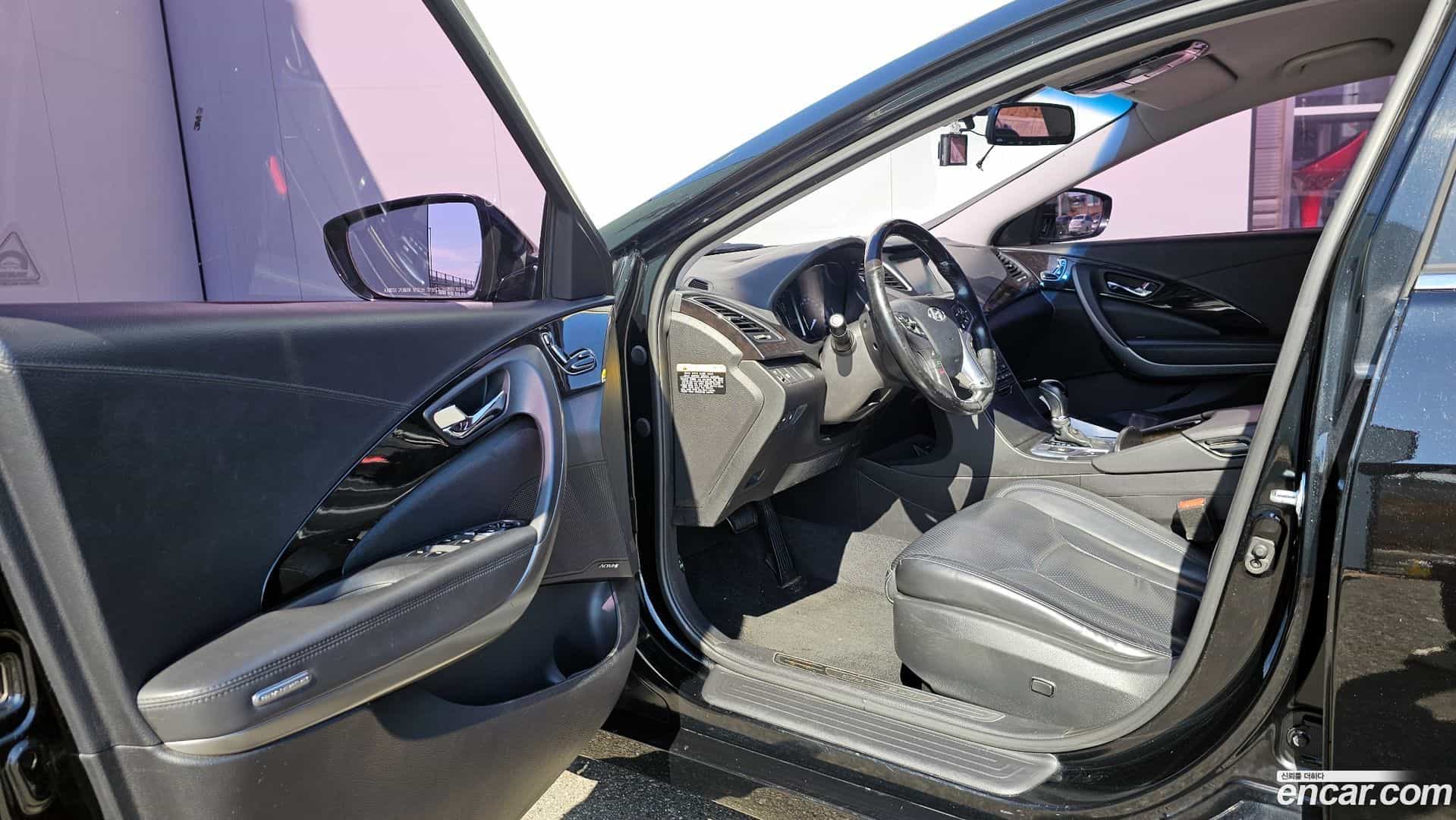 Grandeur Hyundai 2015.4-OPTION-015