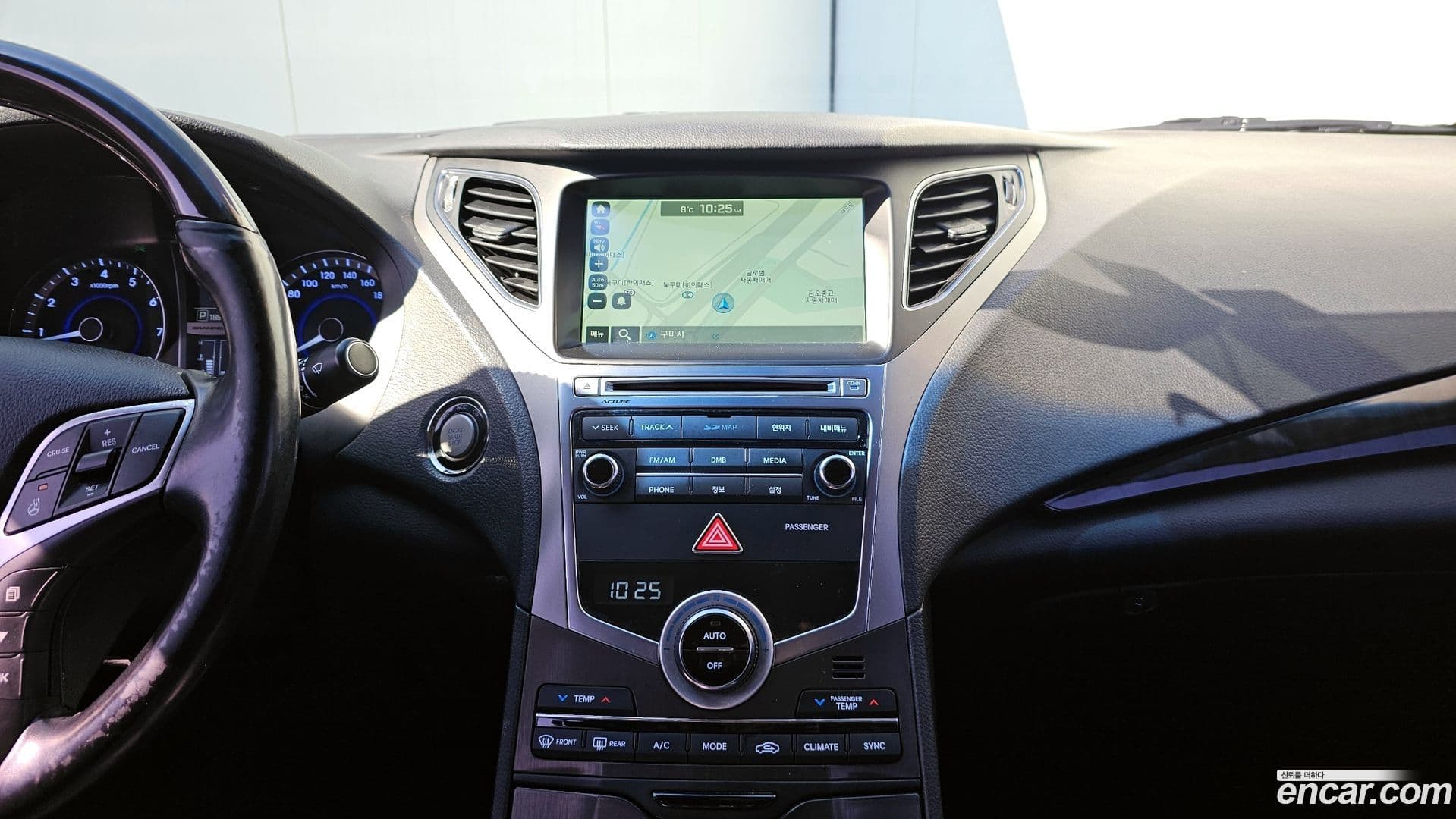 Main__Slider__Photo:Grandeur Hyundai 2015.4-15