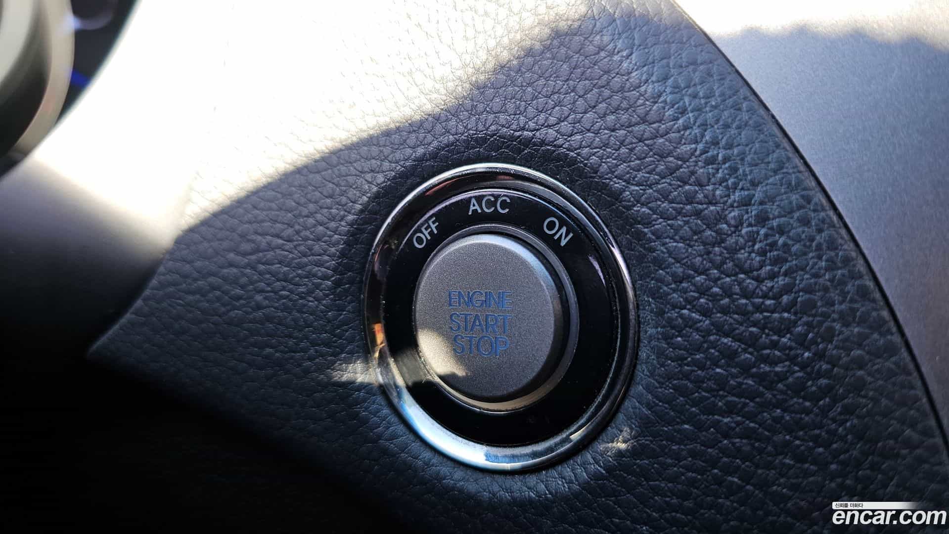 Grandeur Hyundai 2015.4-OPTION-023