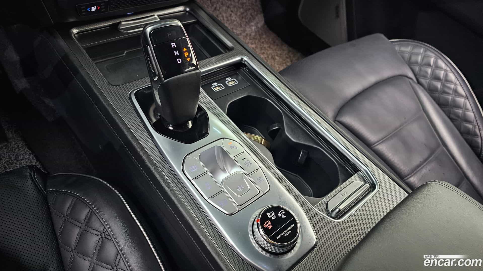 Rexton KG_Mobility_Ssangyong 2021.0-INNER-009