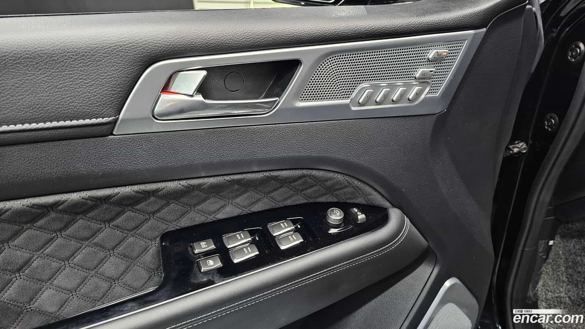 Rexton KG_Mobility_Ssangyong 2021.0-OPTION-020