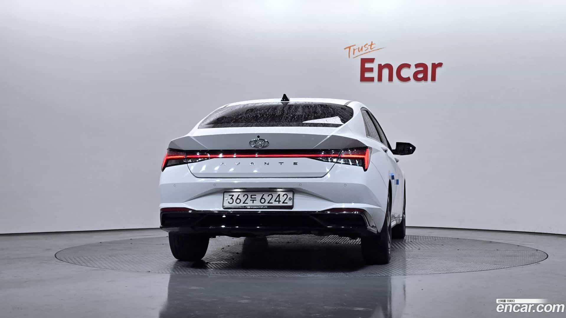 AVANTE Hyundai 2020.5-OUTER-004