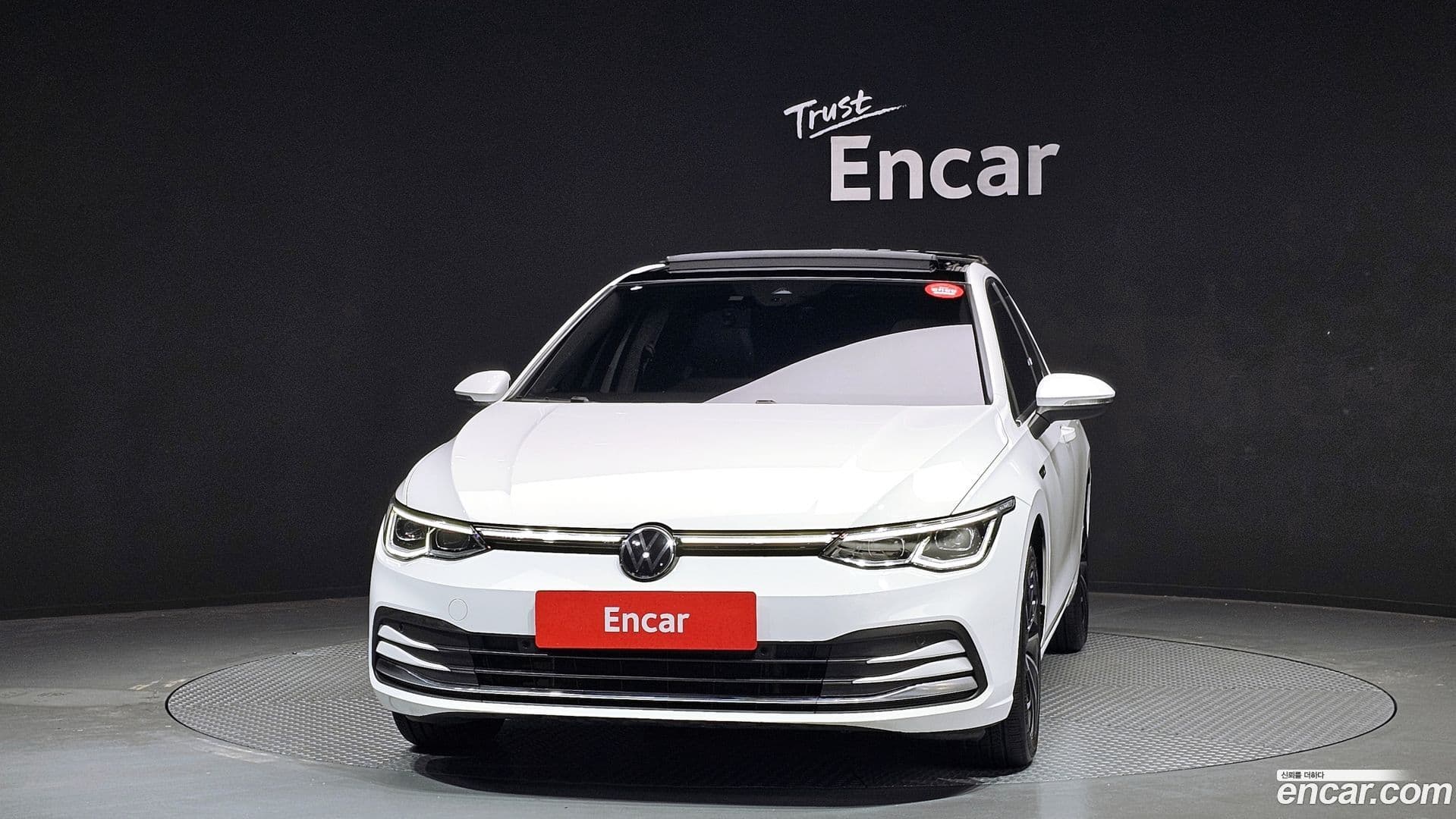 Main__Slider__Photo:Golf Volkswagen 2023.4-2