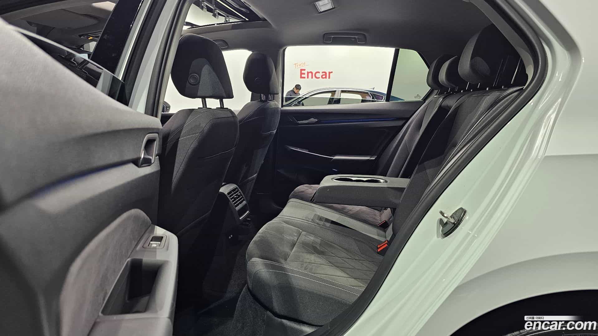 Golf Volkswagen 2023.4-OPTION-016