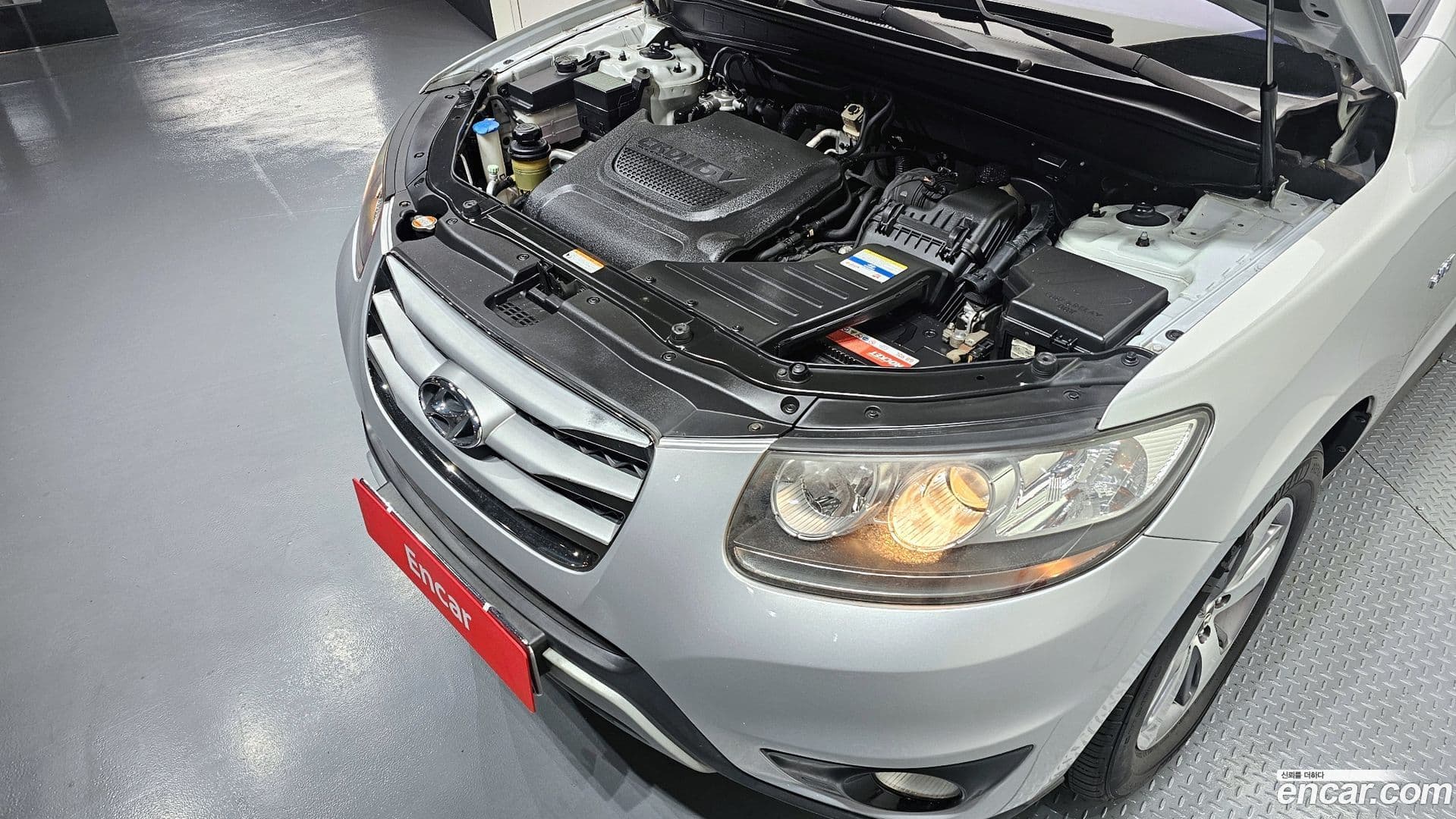 Main__Slider__Photo:Santafe Hyundai 2011.8-5