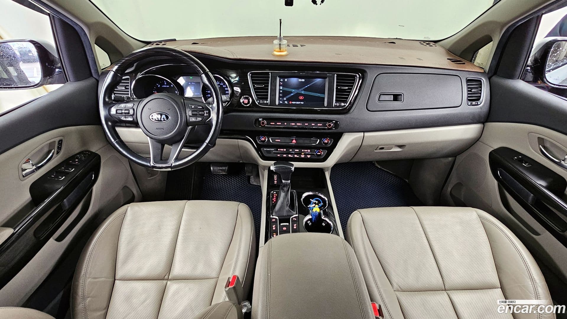 Main__Slider__Photo:Canival Kia 2020.5-6