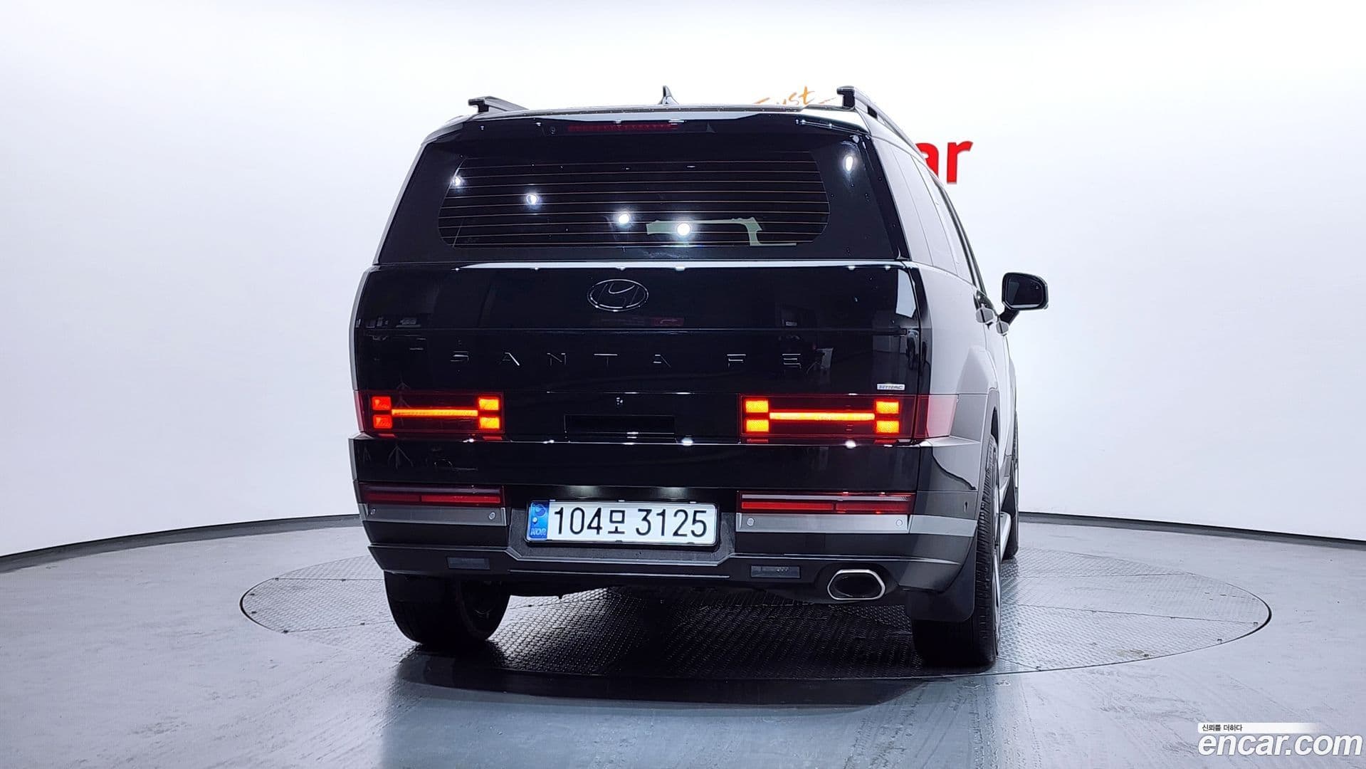 Main__Slider__Photo:Santafe Hyundai 2024.1-3