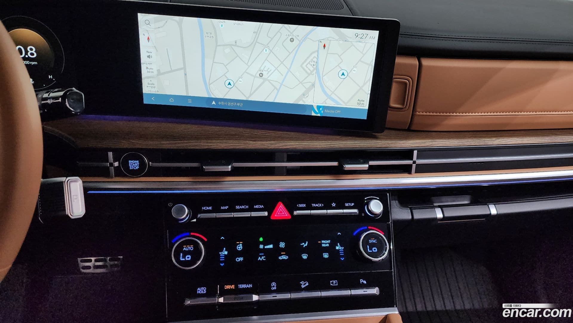 Main__Slider__Photo:Santafe Hyundai 2024.1-13