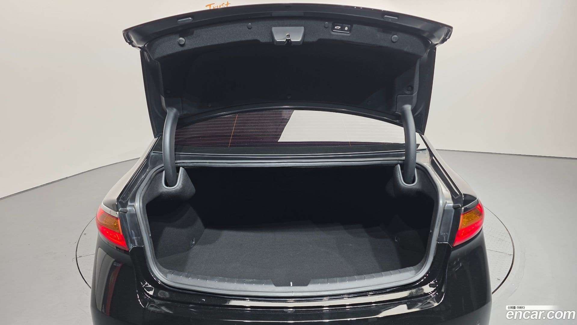 Main__Slider__Photo:K7 Kia 2016.1-19