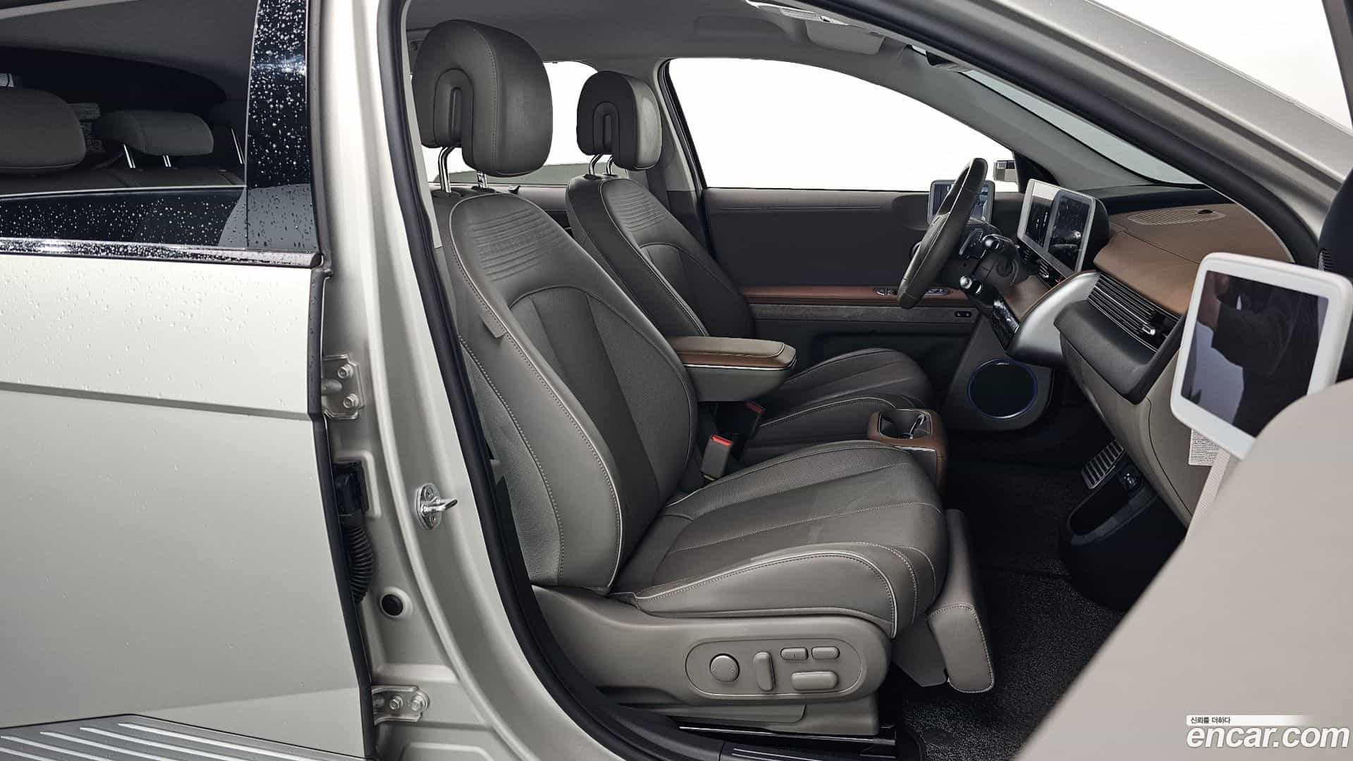 Ioniq5 Hyundai 2022.2-INNER-010