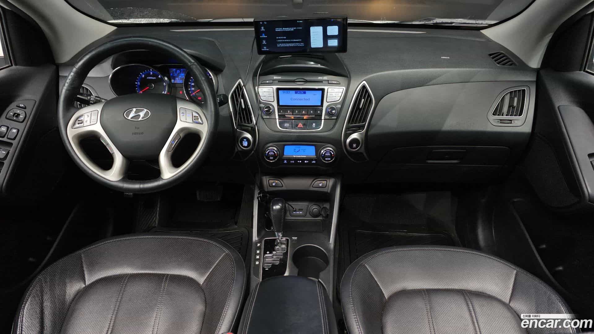 Tucson Hyundai 2013.2-INNER-007