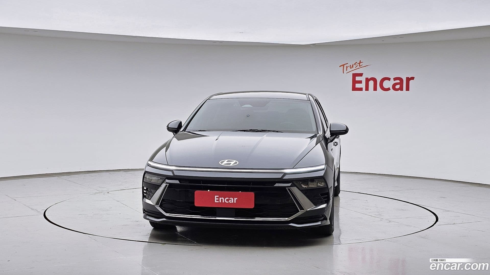 Main__Slider__Photo:Sonata Hyundai 2023.10-2