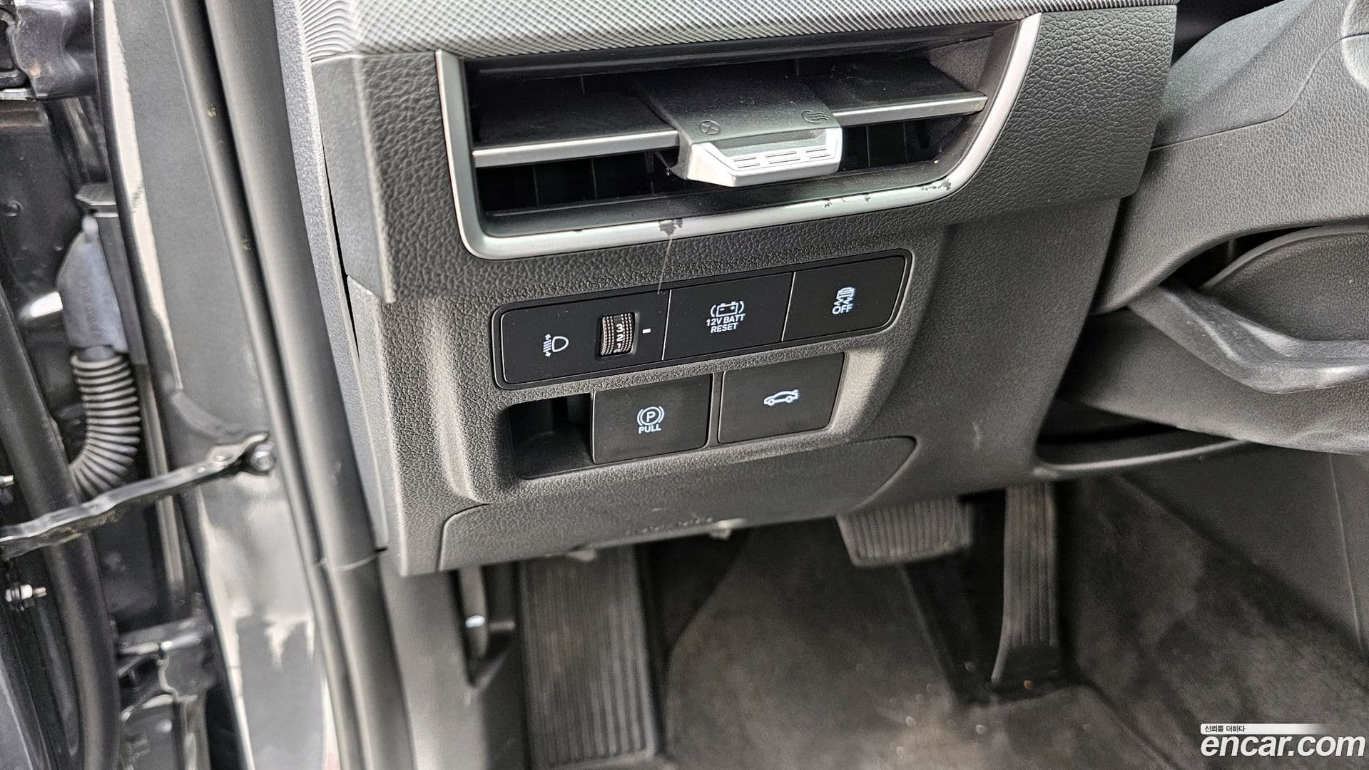 Main__Slider__Photo:Sonata Hyundai 2023.10-15