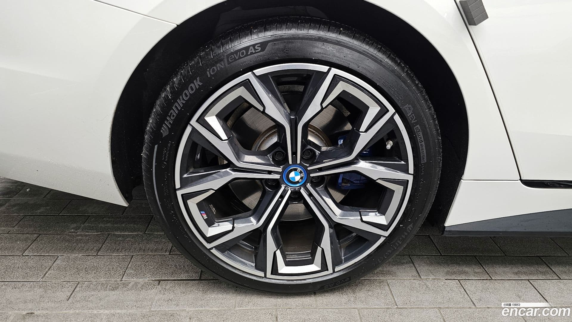 Main__Slider__Photo:i4 BMW 2023.0-4