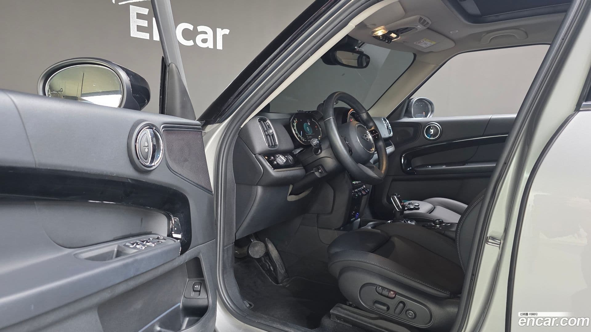 Main__Slider__Photo:Countryman Mini 2023.6-12