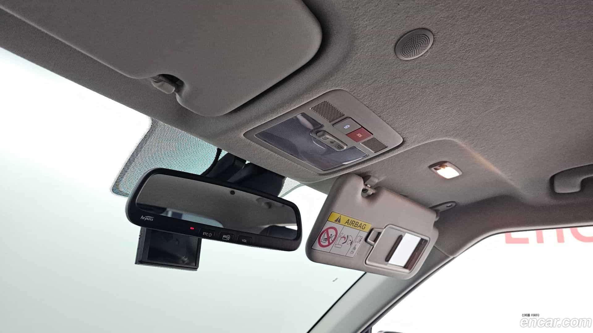 Venue Hyundai 2022.3-OPTION-019