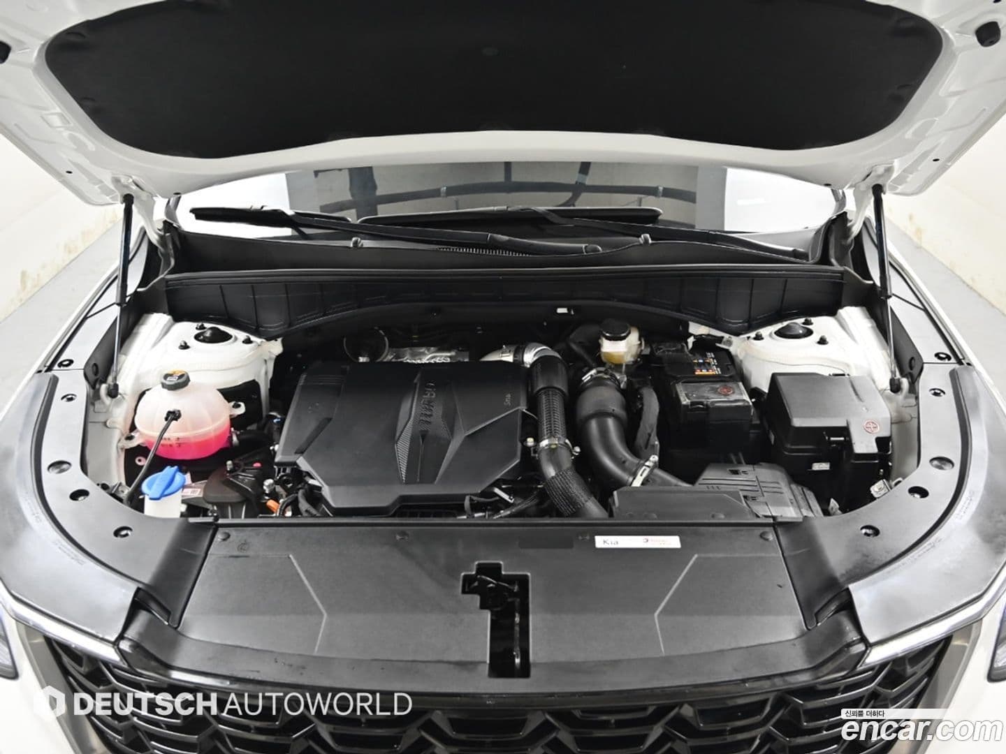 Main__Slider__Photo:Sorento Kia 2023.9-5