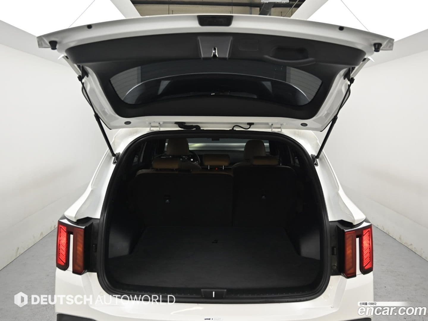 Main__Slider__Photo:Sorento Kia 2023.9-18