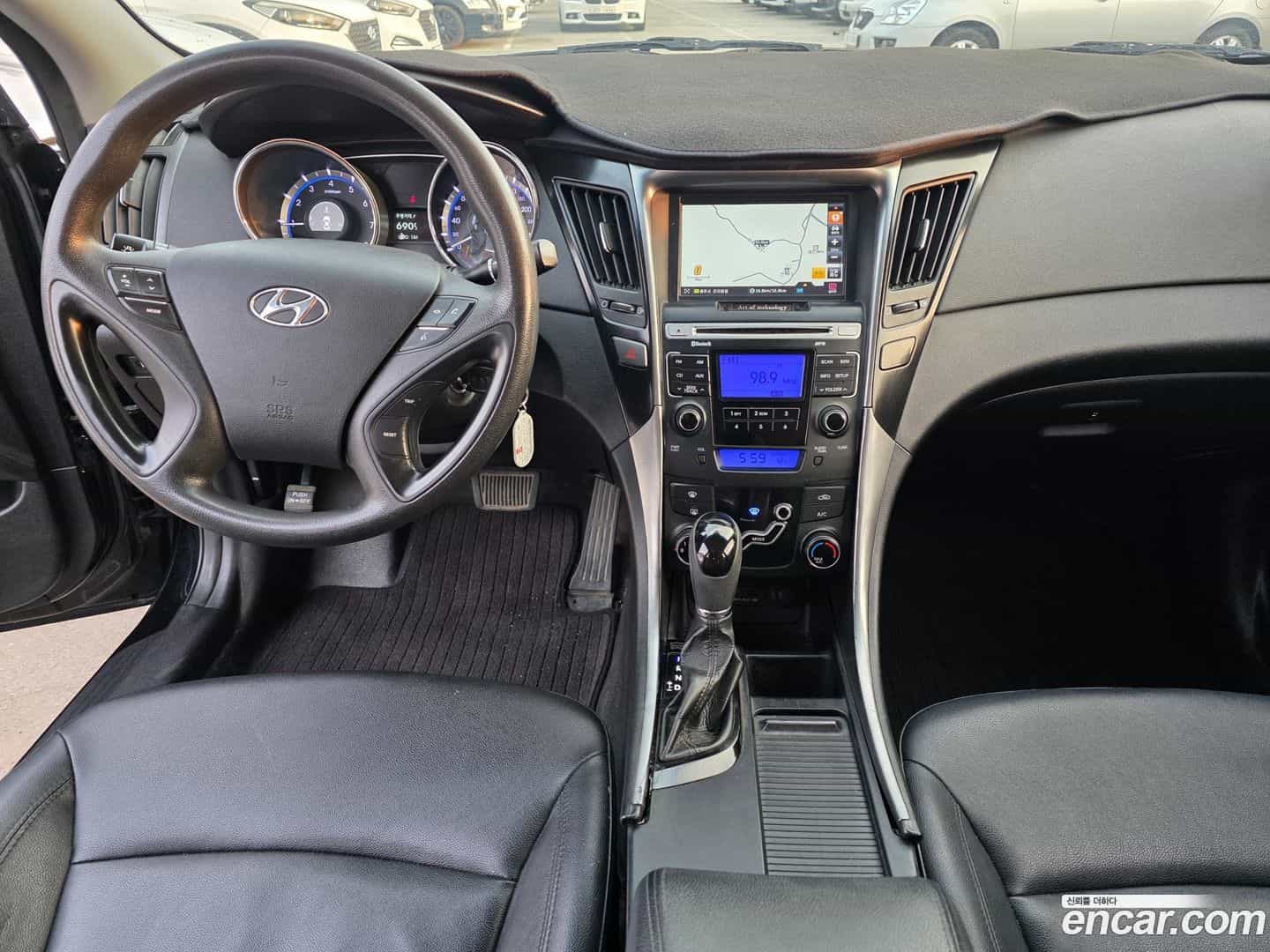 Sonata Hyundai 2012.2-INNER-010