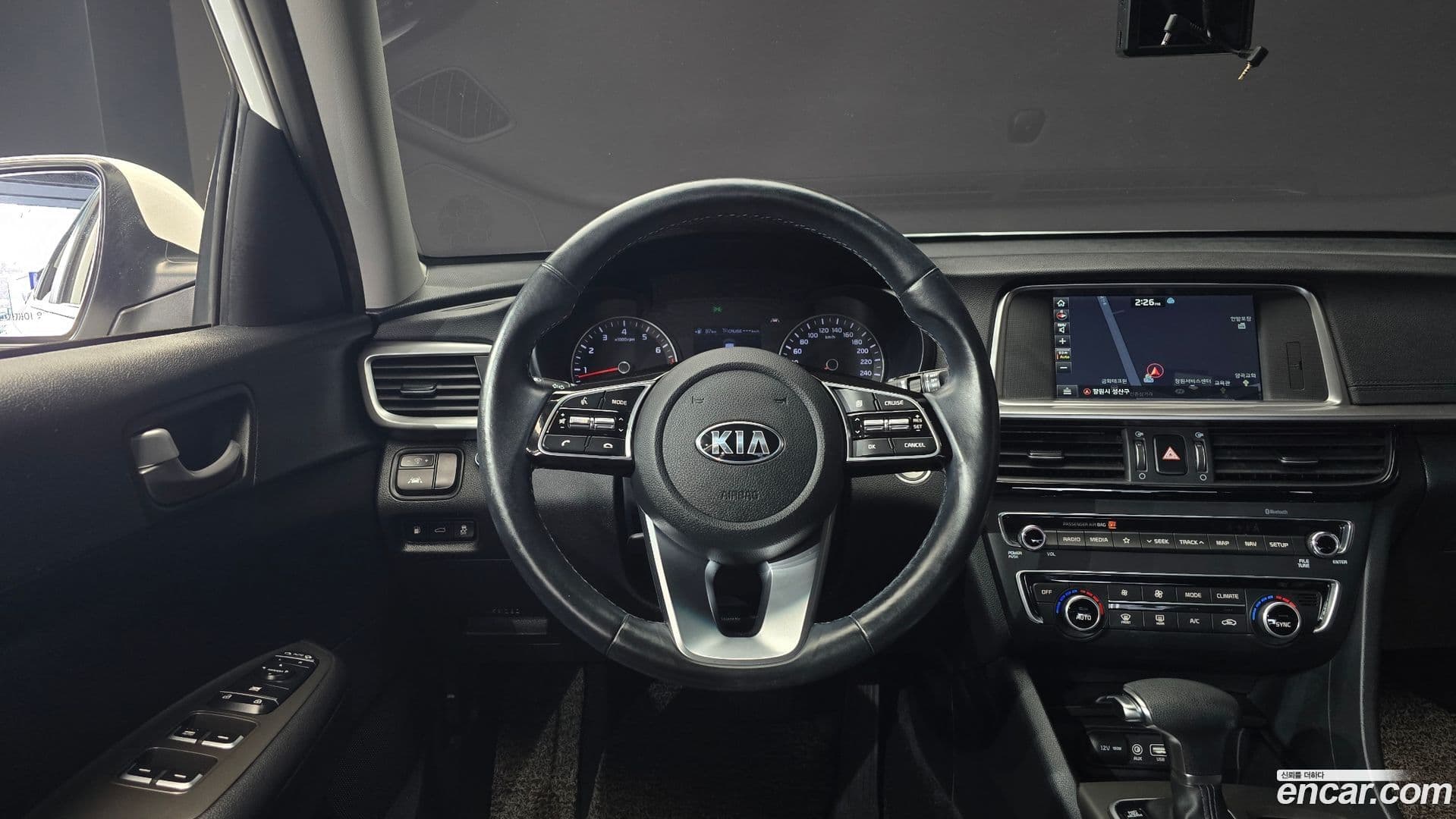 Main__Slider__Photo:K5 Kia 2019.5-13