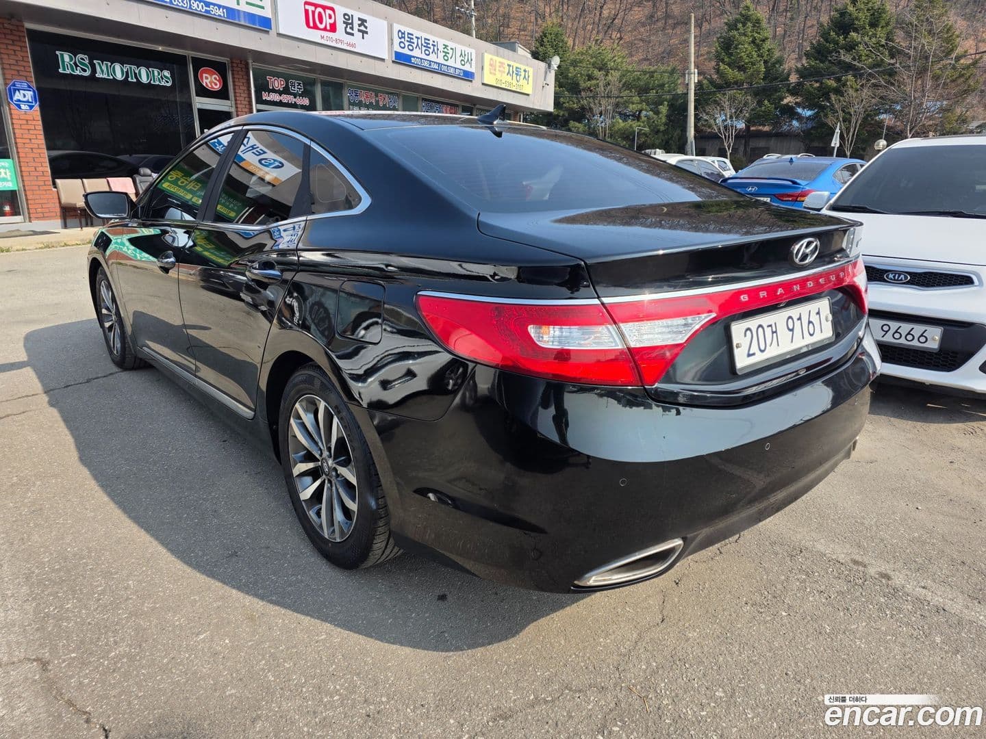 Main__Slider__Photo:Grandeur Hyundai 2011.9-4