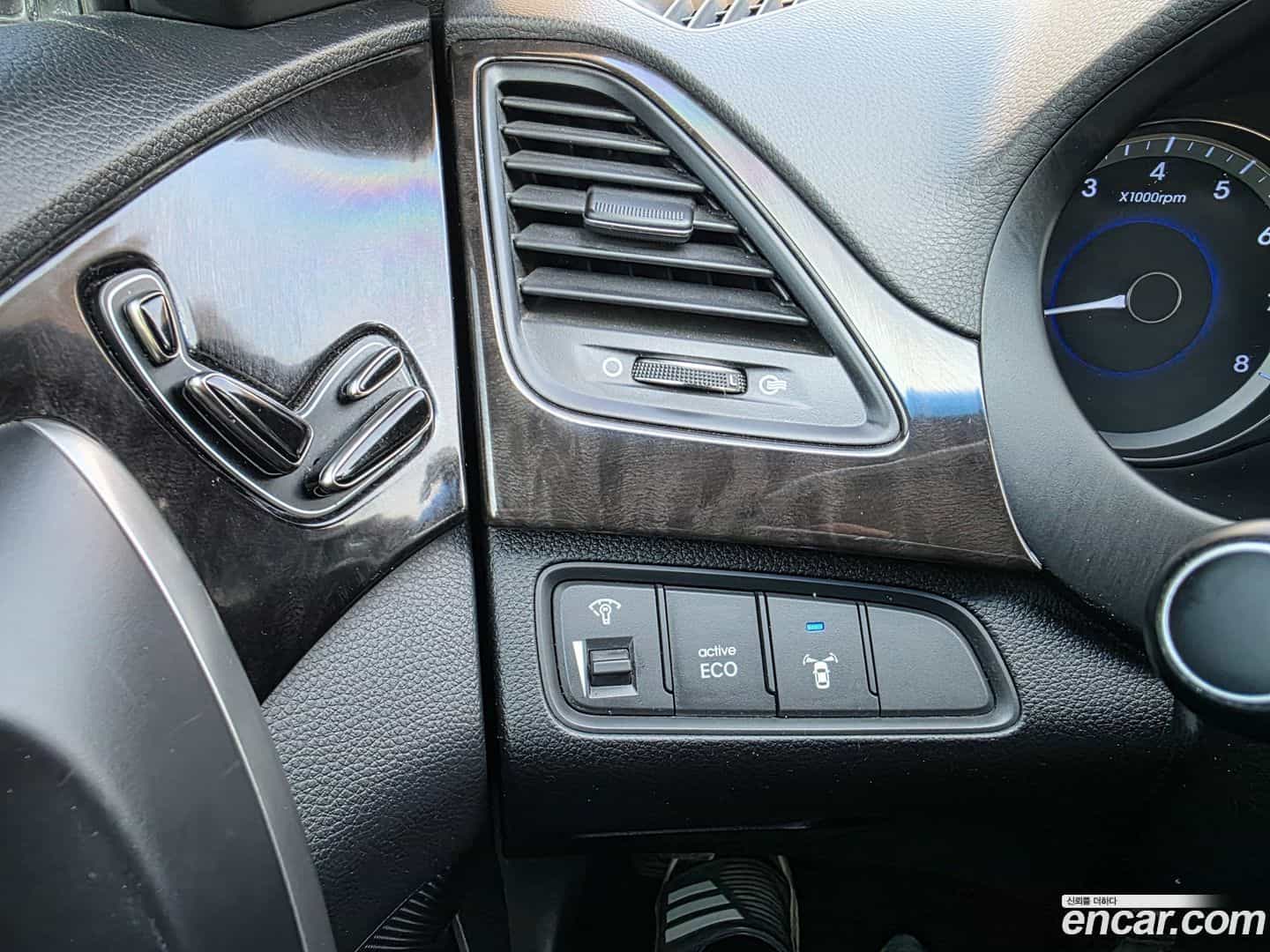 Grandeur Hyundai 2011.9-OPTION-016