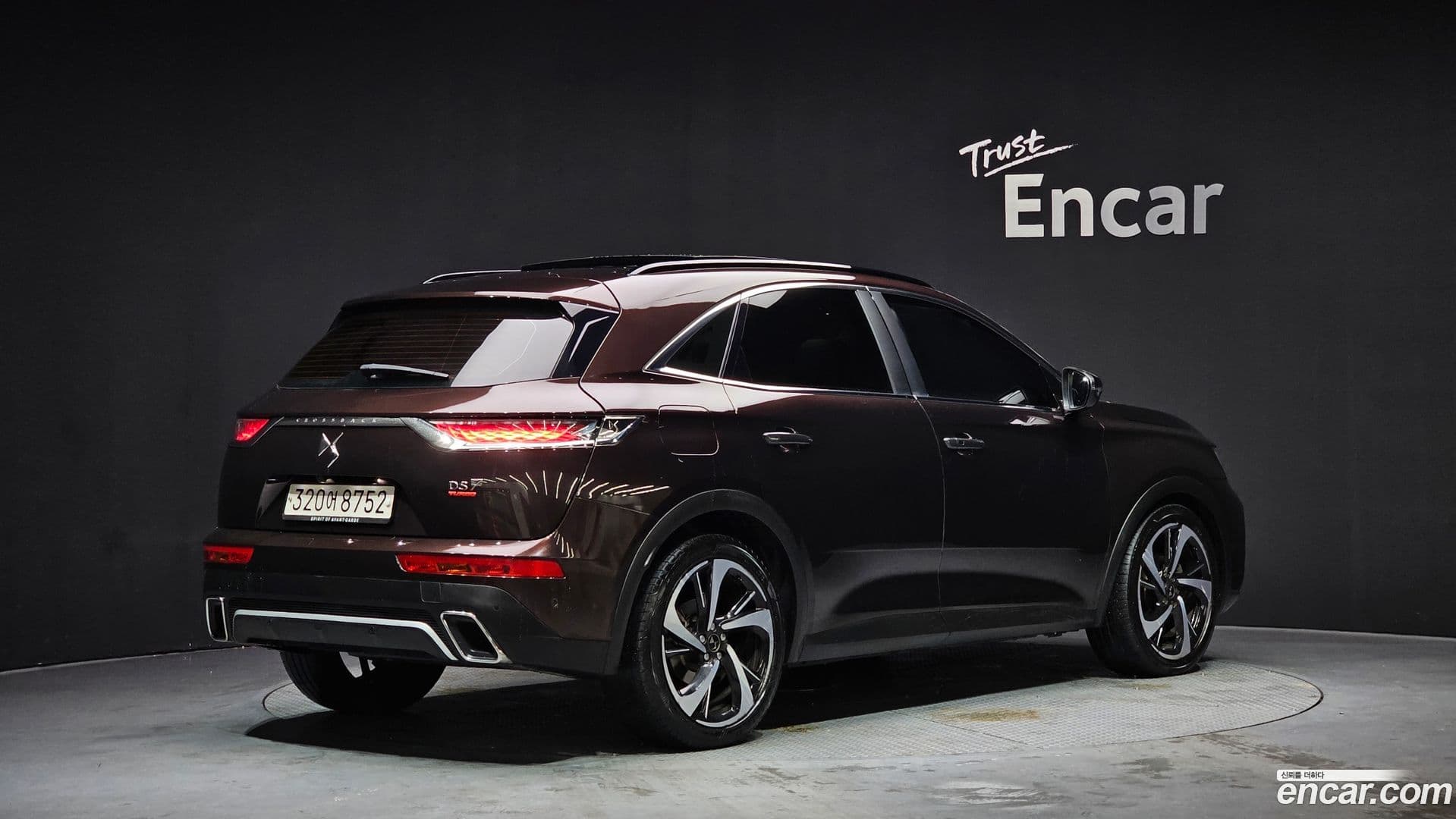 Main__Slider__Photo:DS7 Citroen-DS 2021.2-1