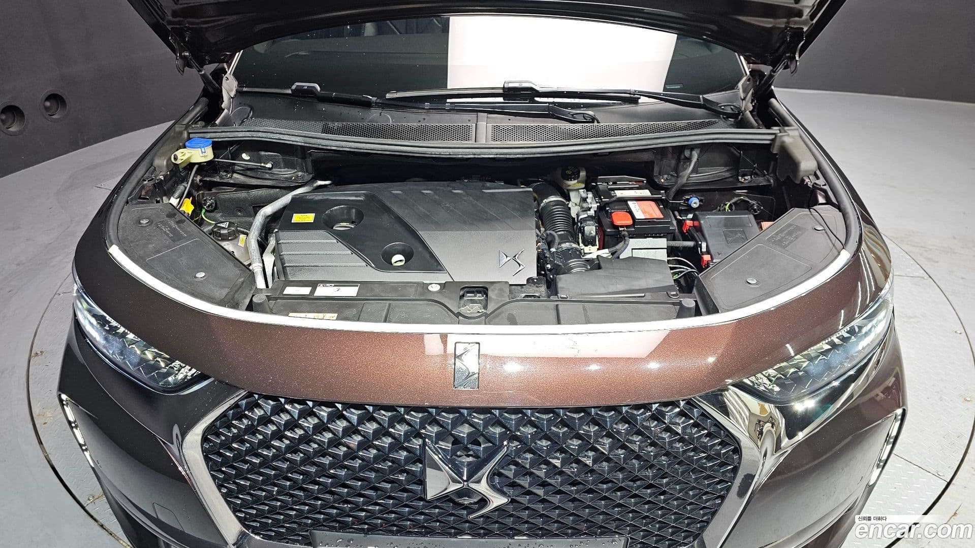 Main__Slider__Photo:DS7 Citroen-DS 2021.2-5