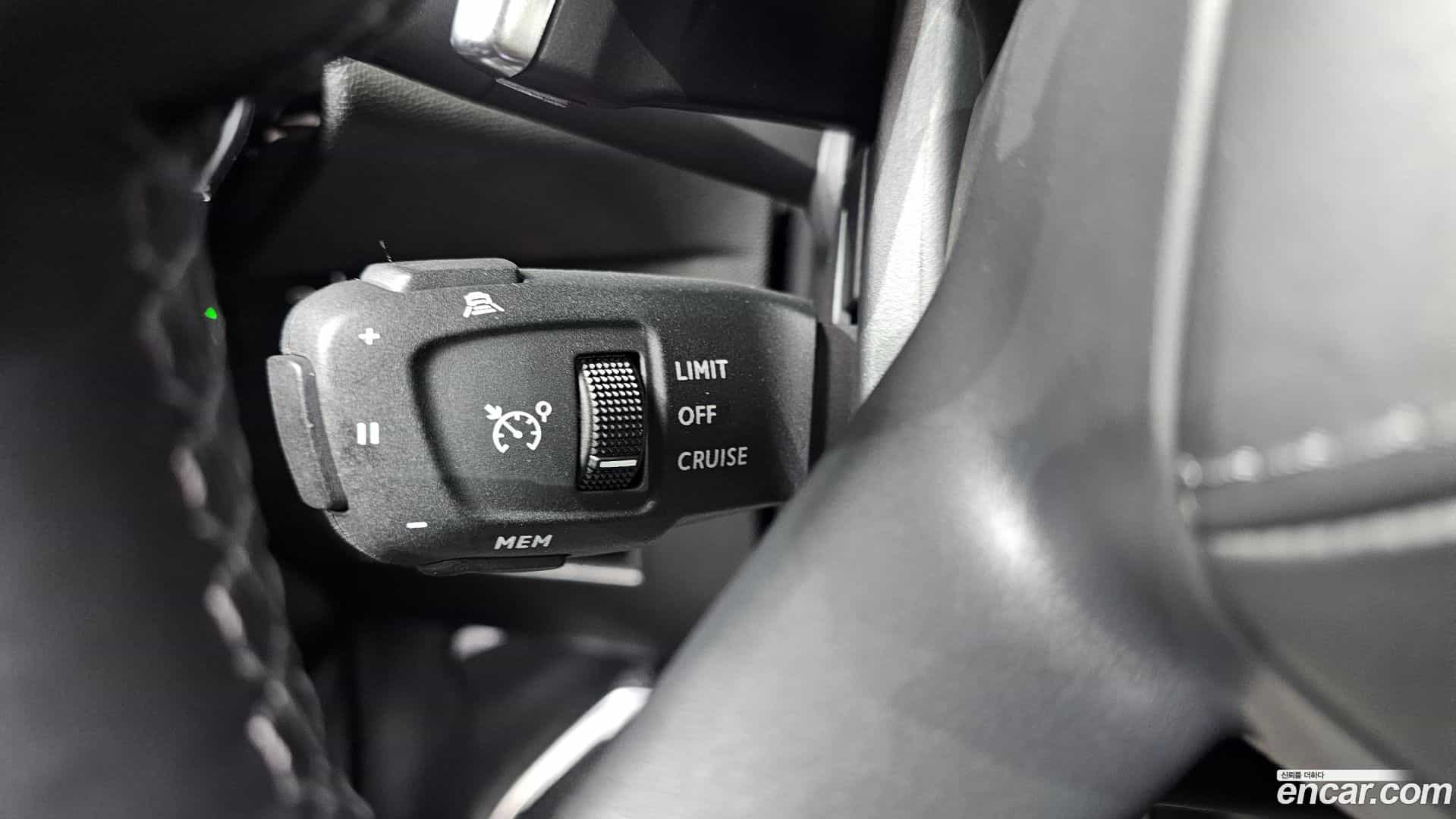 DS7 Citroen-DS 2021.2-OPTION-021