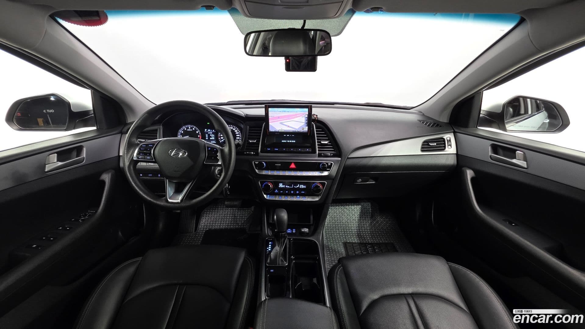 Main__Slider__Photo:Sonata Hyundai 2017.8-6