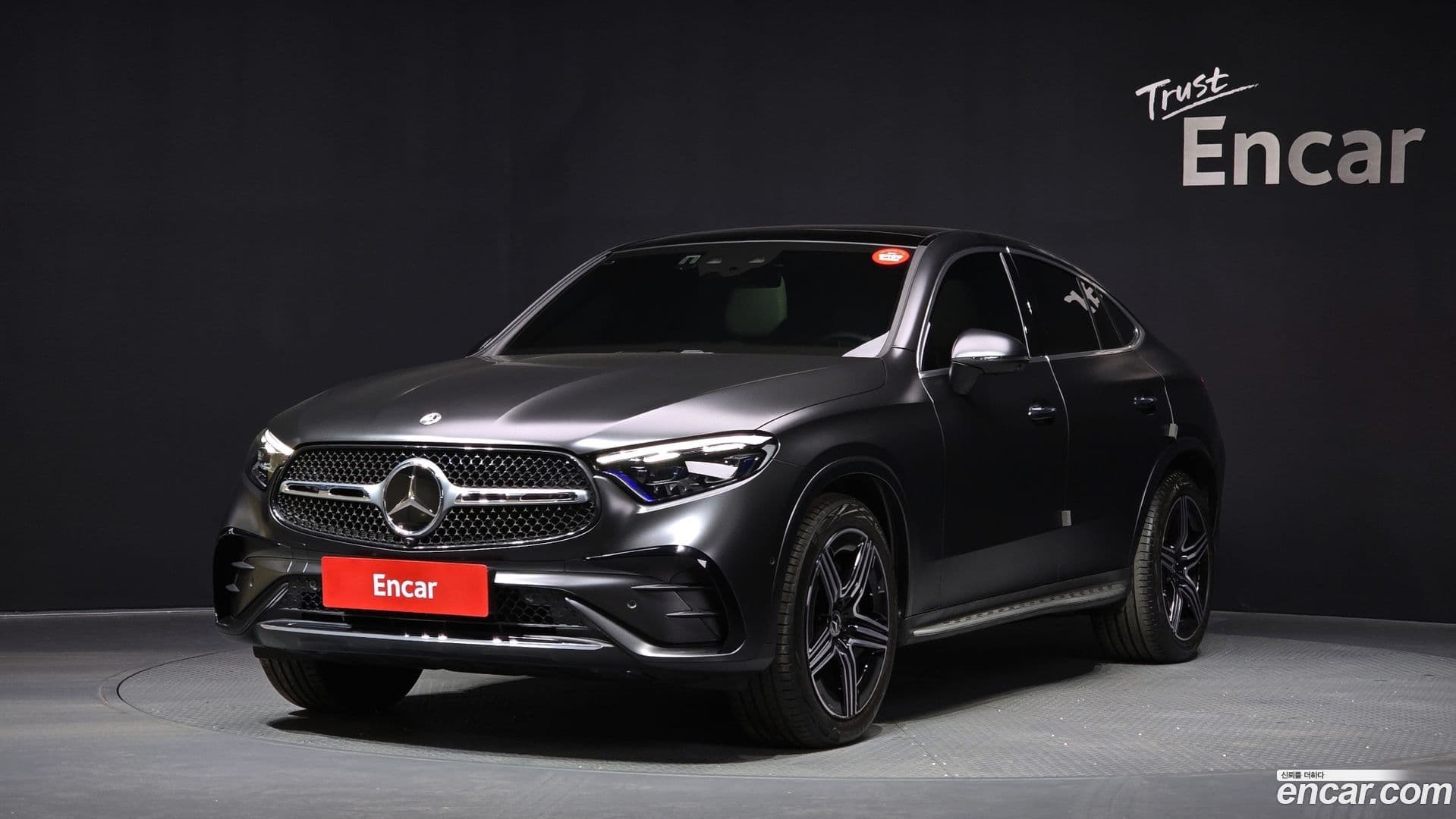 Main__Slider__Photo:GLC-Class Mercedes-Benz 2023.11-0