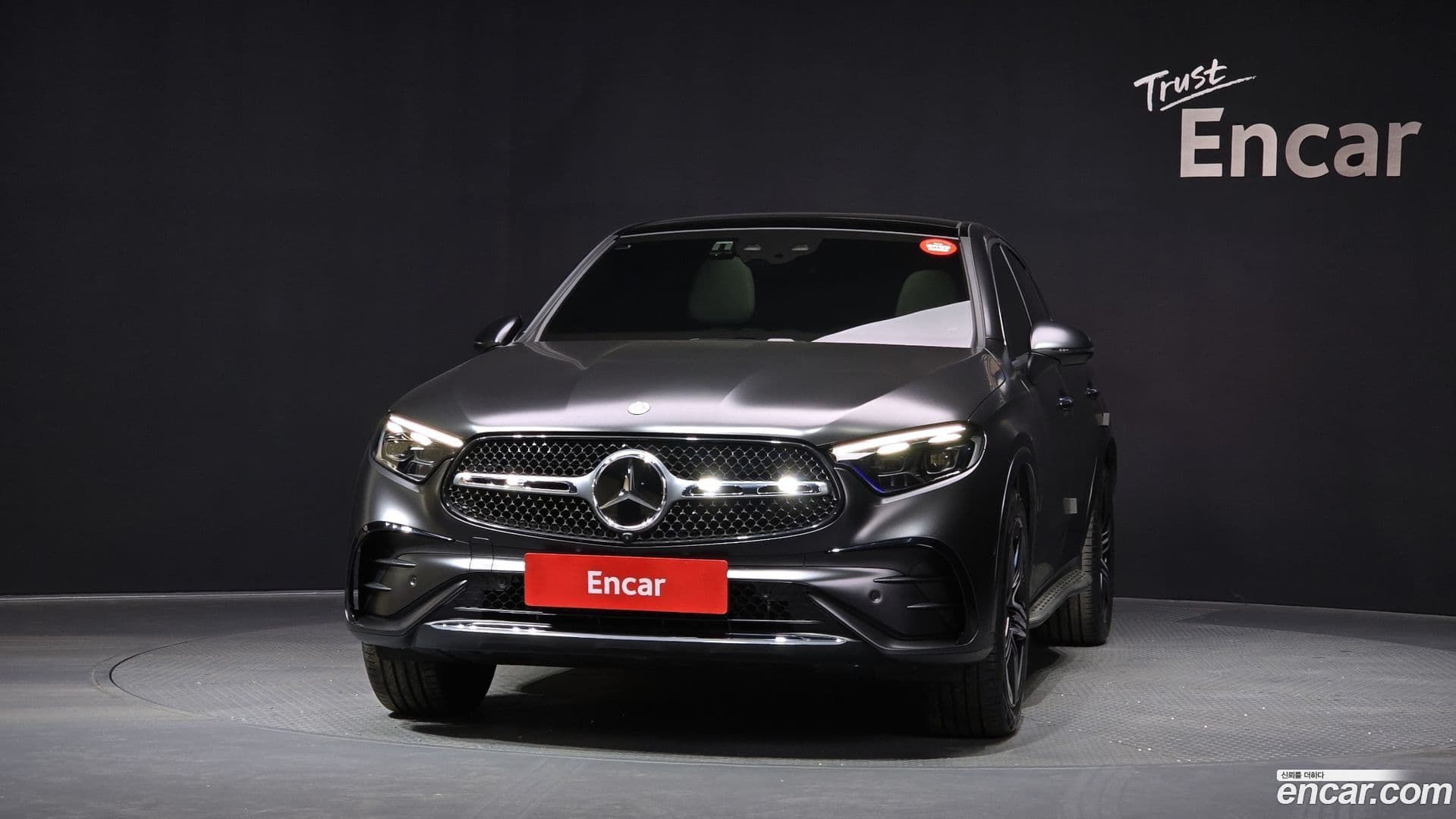 Main__Slider__Photo:GLC-Class Mercedes-Benz 2023.11-2
