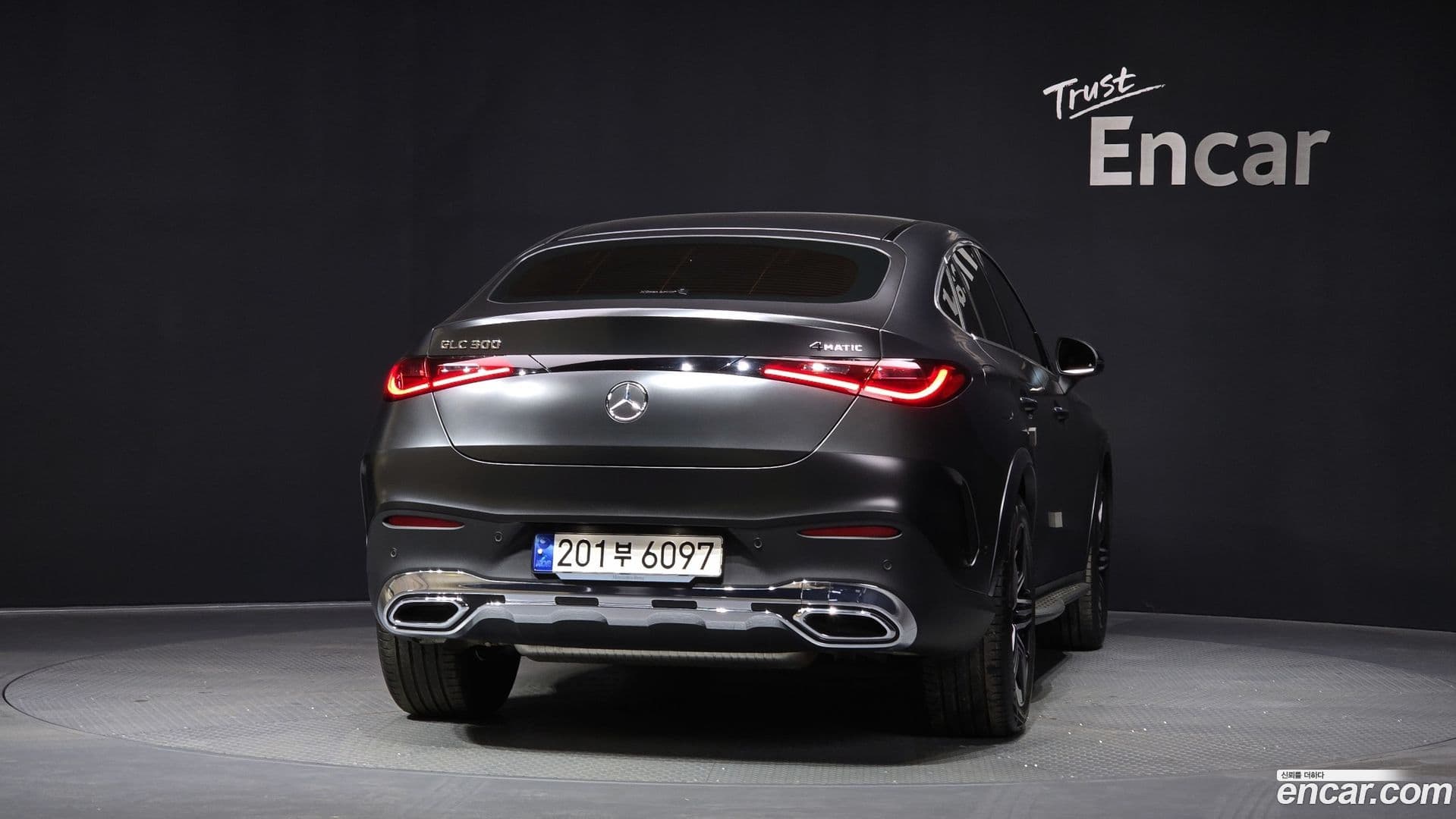 Main__Slider__Photo:GLC-Class Mercedes-Benz 2023.11-3