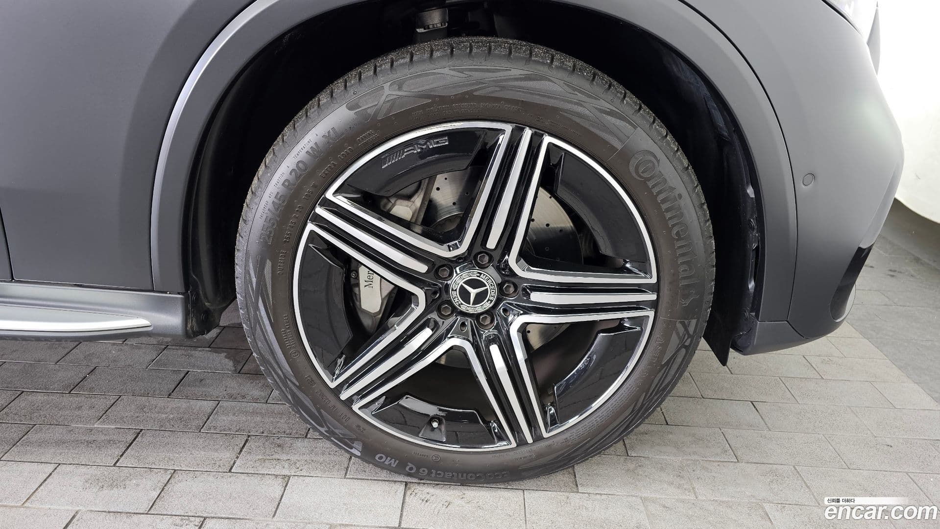 Main__Slider__Photo:GLC-Class Mercedes-Benz 2023.11-4