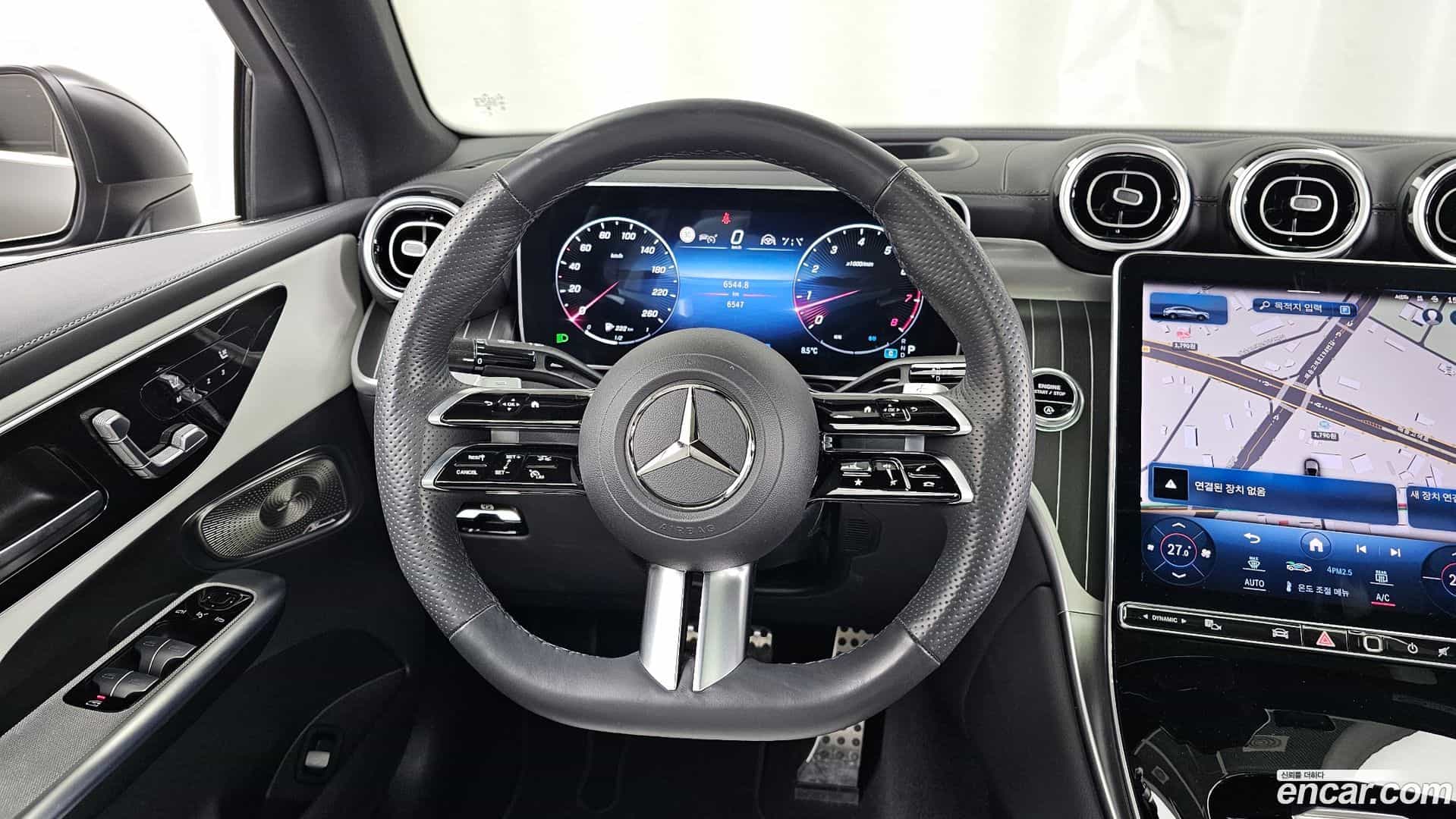 GLC-Class Mercedes-Benz 2023.11-OPTION-017
