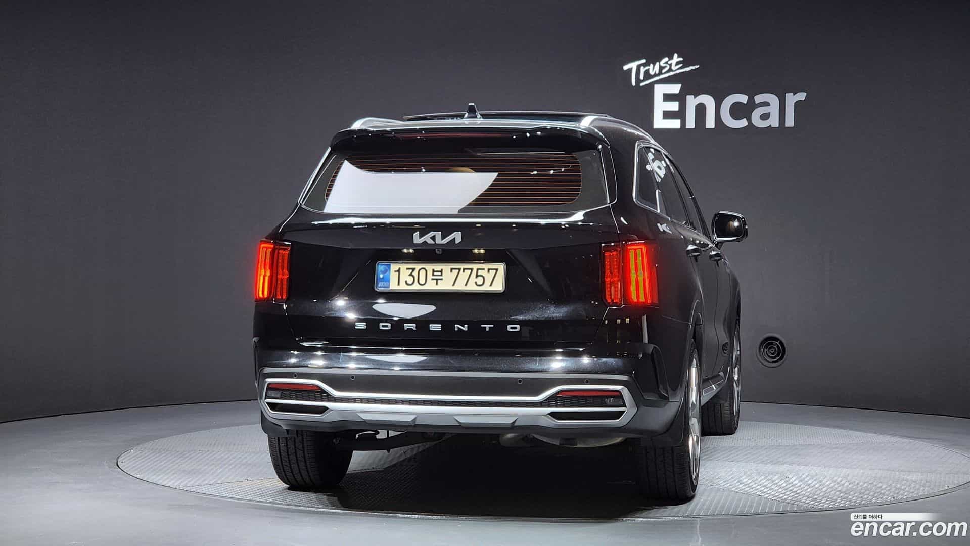 Sorento Kia 2022.4-OUTER-004