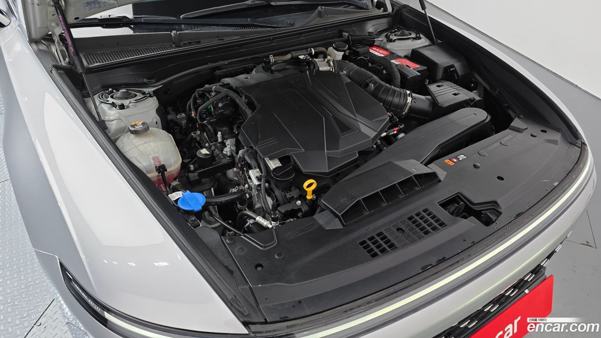 Main__Slider__Photo:Grandeur Hyundai 2023.10-5