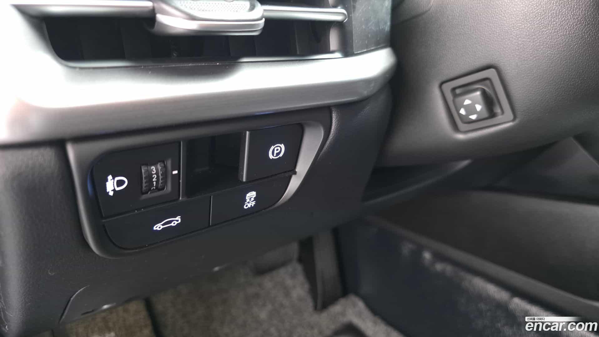 Grandeur Hyundai 2023.10-OPTION-017