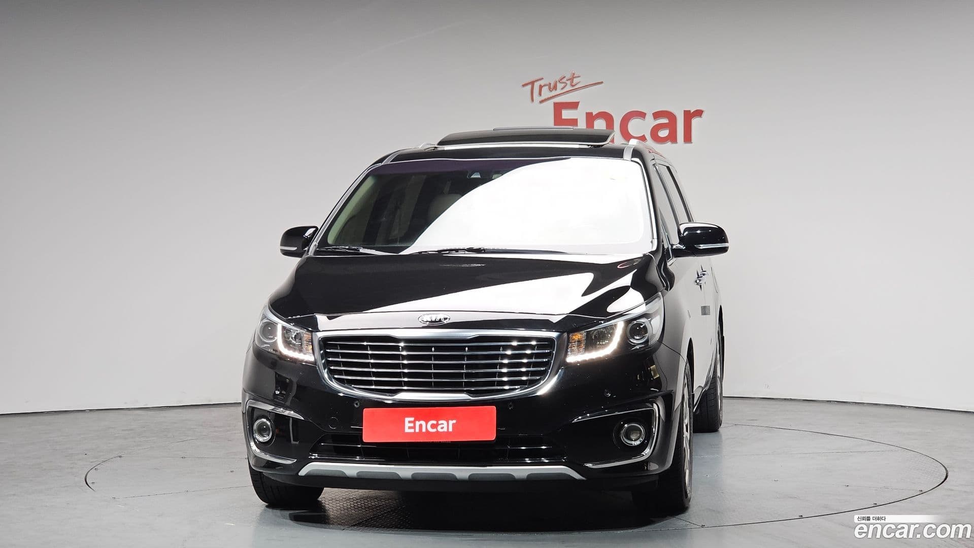 Main__Slider__Photo:Canival Kia 2015.5-2