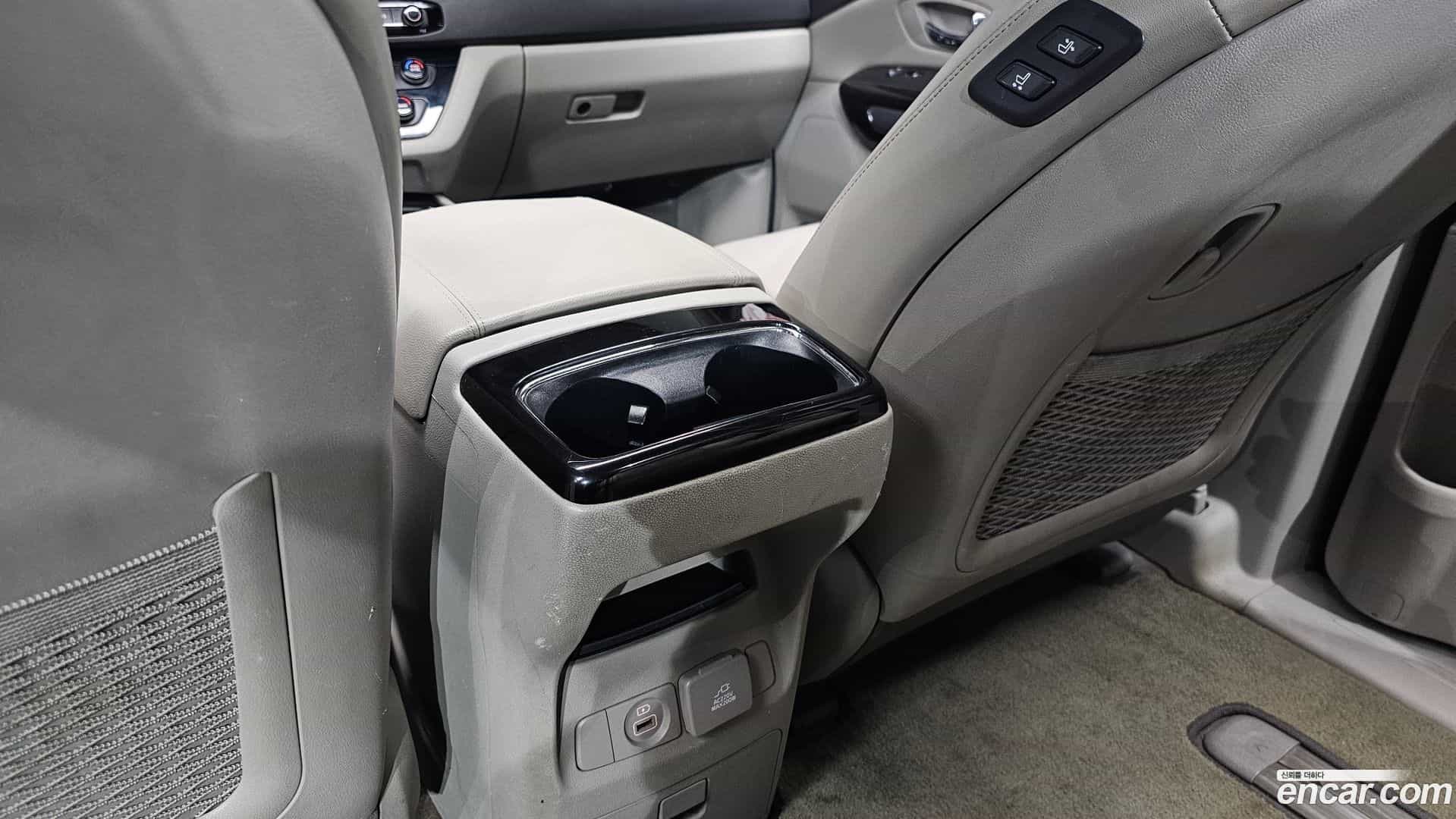 Canival Kia 2015.5-OPTION-023