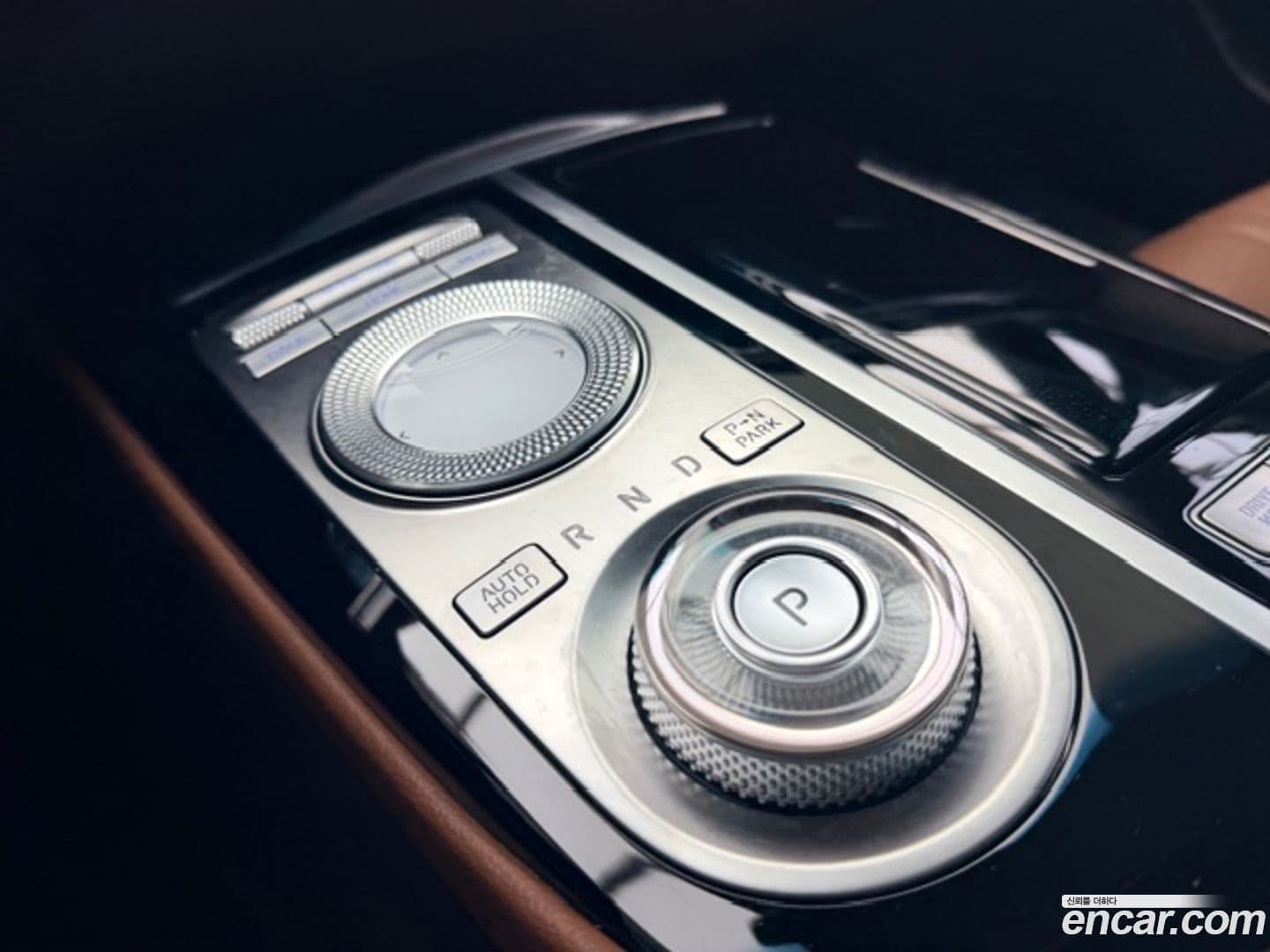 Main__Slider__Photo:G80 Genesis 2022.8-8