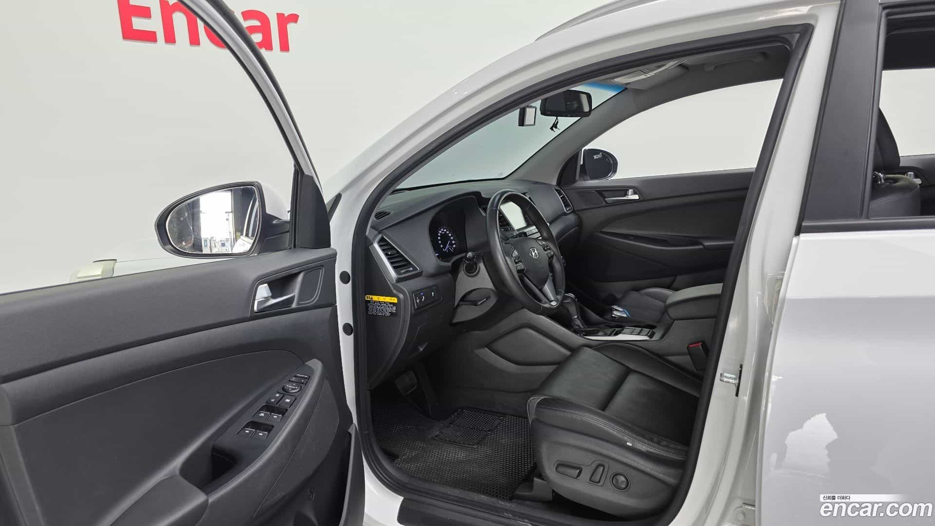 Tucson Hyundai 2017.7-OPTION-015