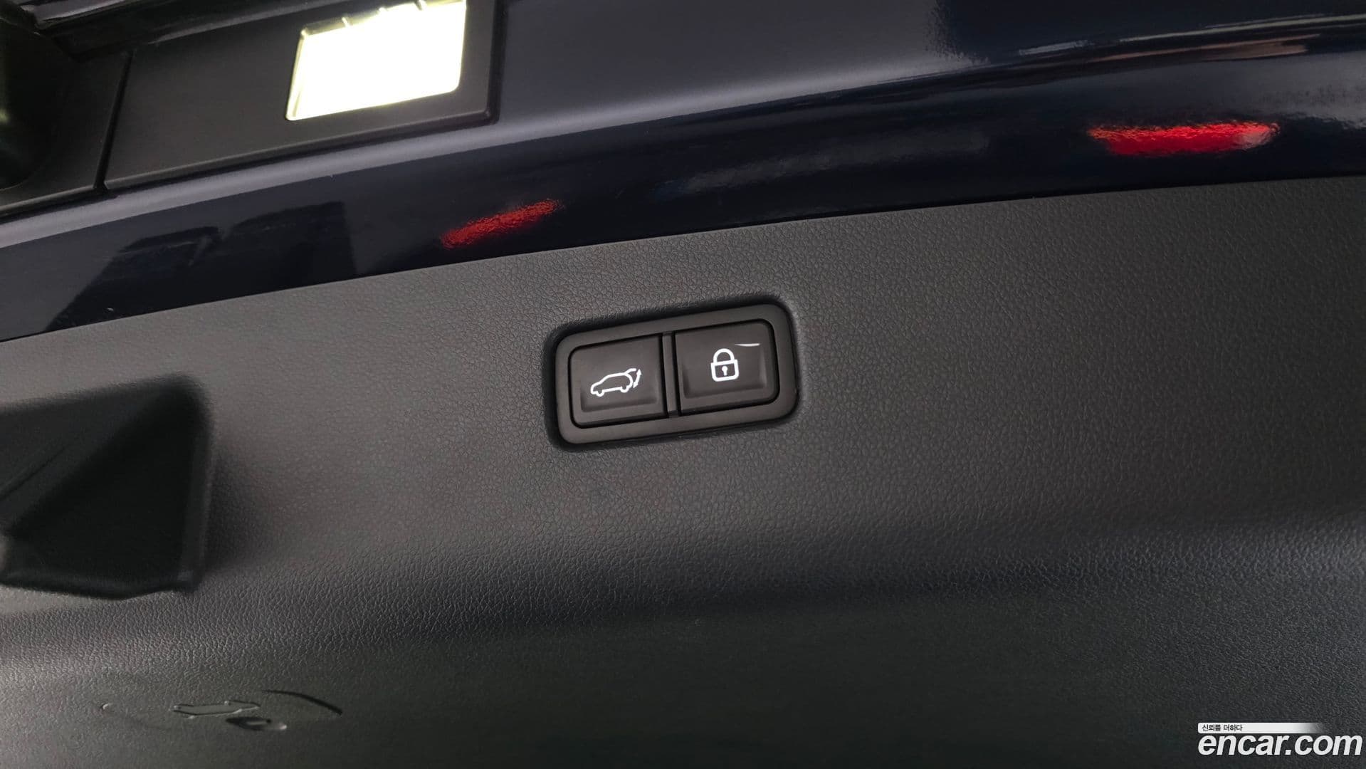 Main__Slider__Photo:GV70 Genesis 2021.1-18