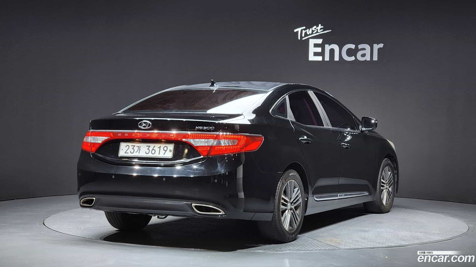 Grandeur Hyundai 2014.1-OUTER-002