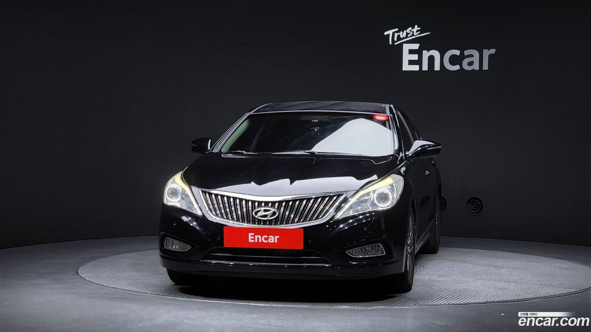 Main__Slider__Photo:Grandeur Hyundai 2014.1-2