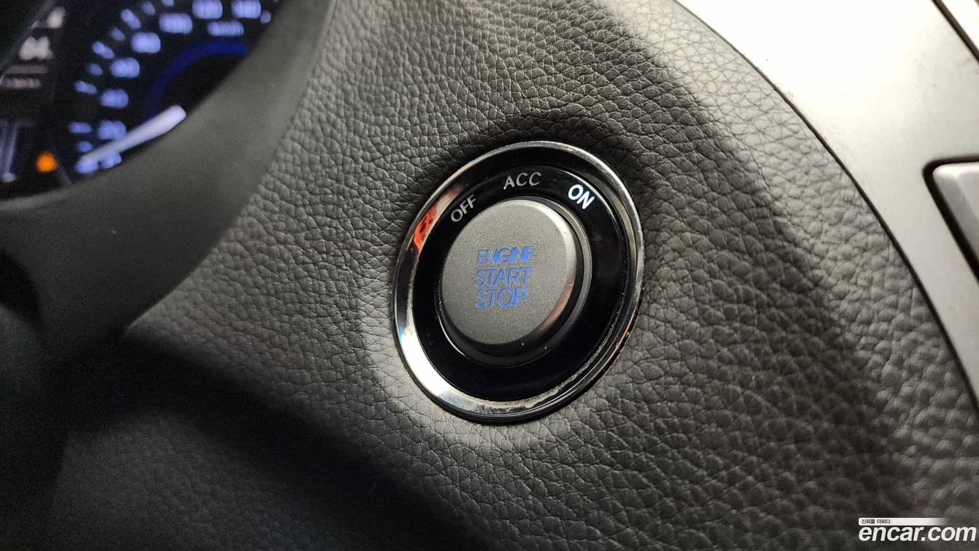 Grandeur Hyundai 2014.1-OPTION-023