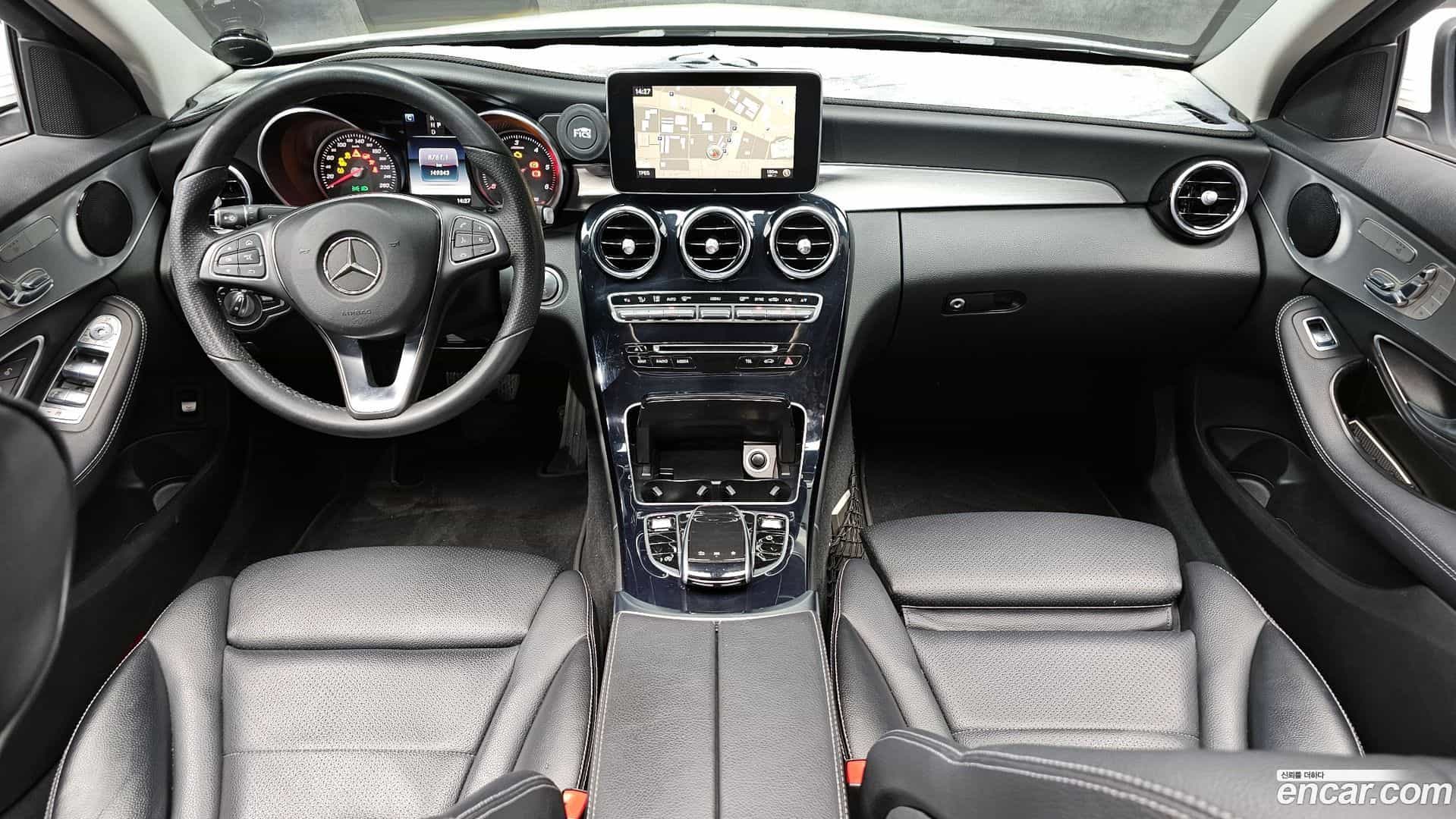 C-Class Mercedes-Benz 2017.8-INNER-007